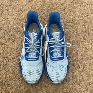 NWT Adidas Nova Running Shoes size 7